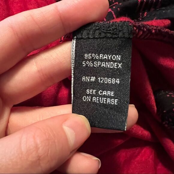 Torrid patterned v neck faux wrap dress - Picture 6 of 13